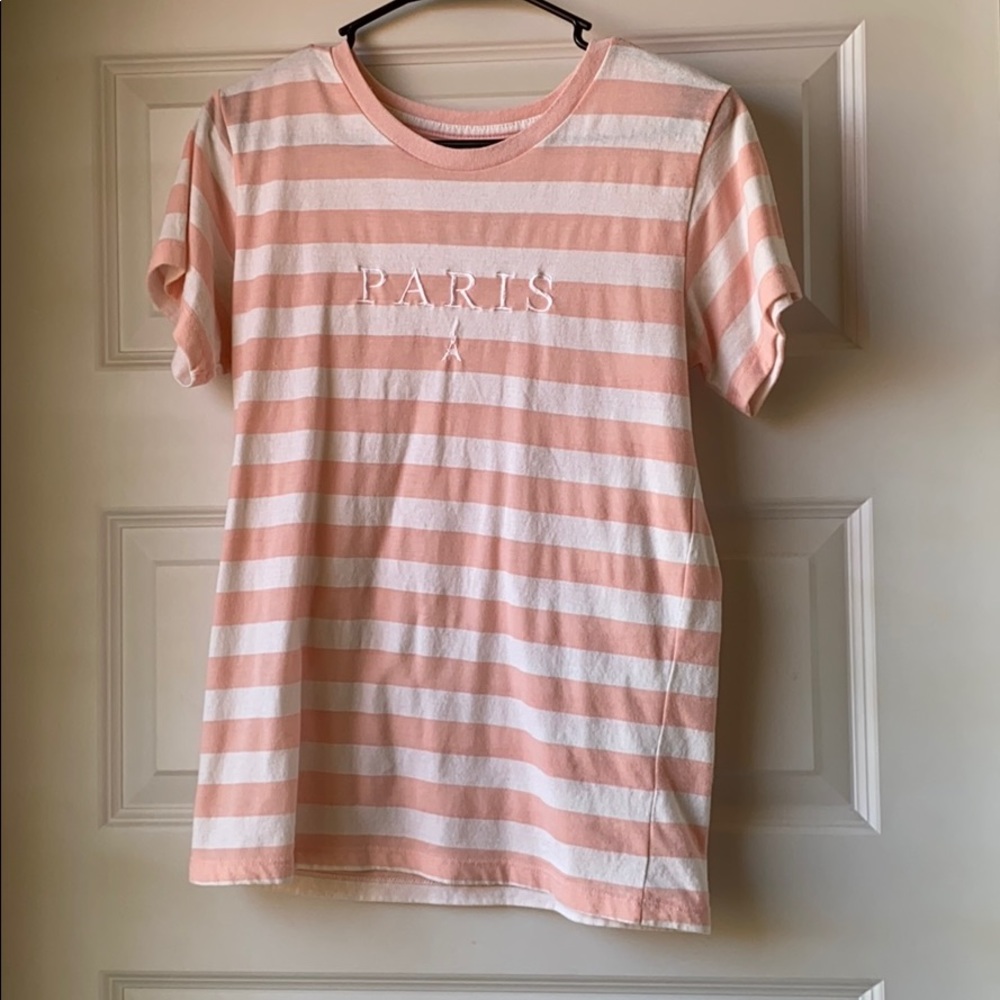 women’s tee